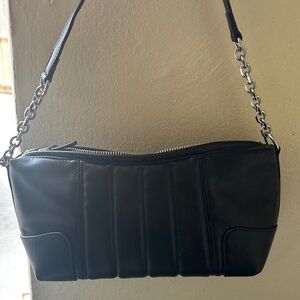 Elegant Black Leather Shoulder Bag